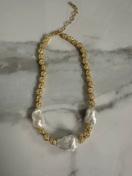 Luna Necklace